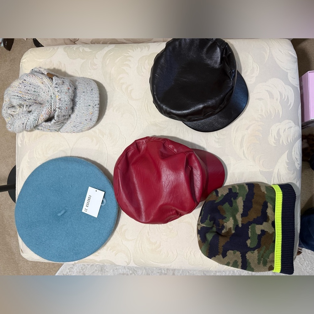 Lot of 5 Women’s Hats – Beret, Knit Beanies &‎ Faux Leather Caps